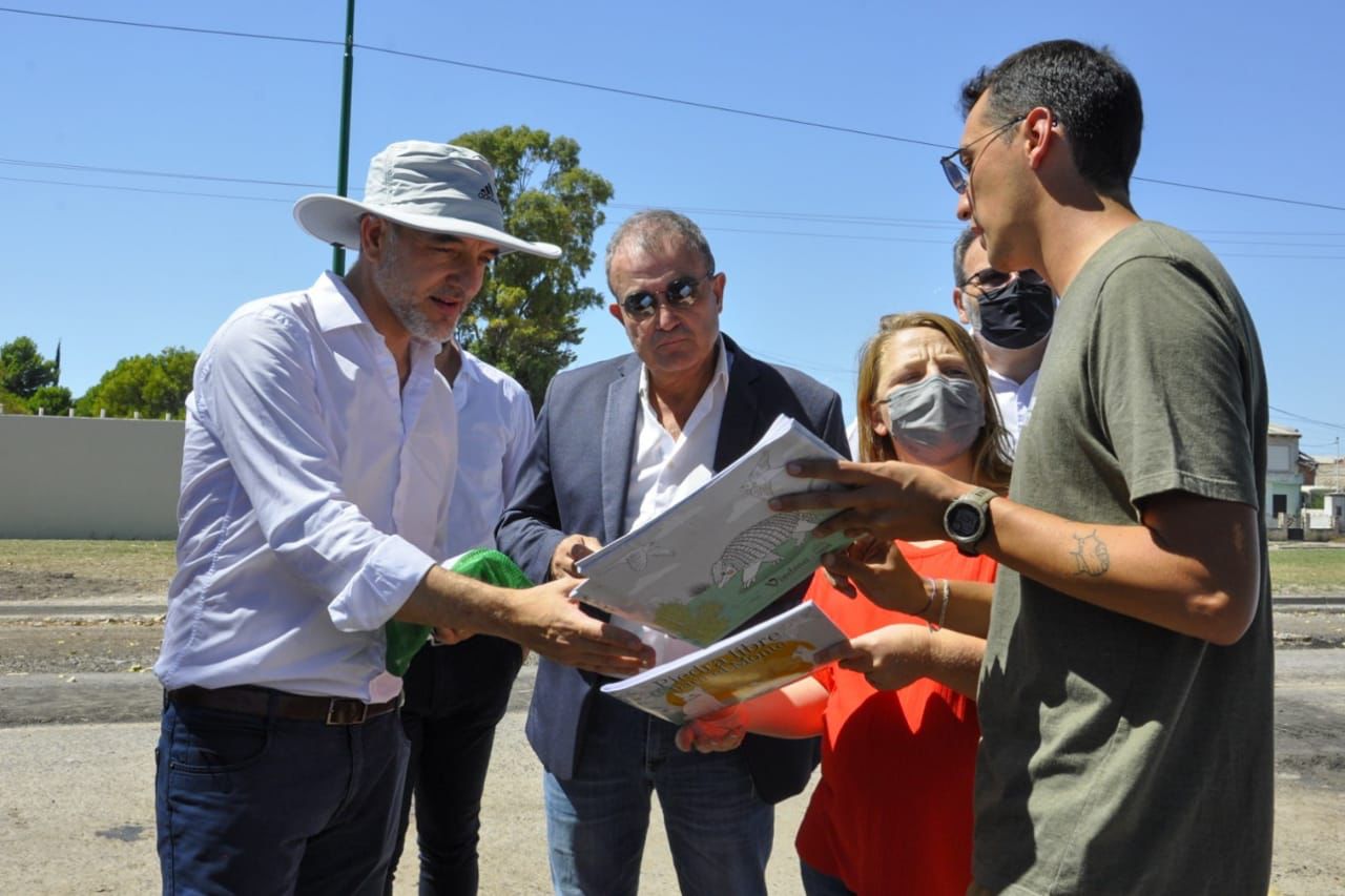 Doñate en Viedma con obras y anuncio de 40 millones para la capital y un plan para que Nación pague más a Rino Negro por el uso de las represas hidroeléctricas  
