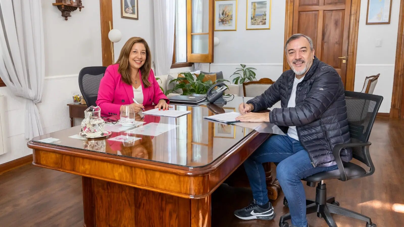 Carreras confirmó el pase a planta permanente de agentes contratados
