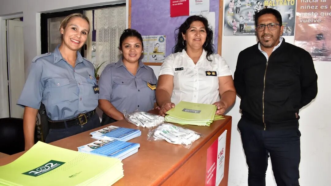 SENAF y la Comisaría de la Familia trabajan para difundir la Línea 102