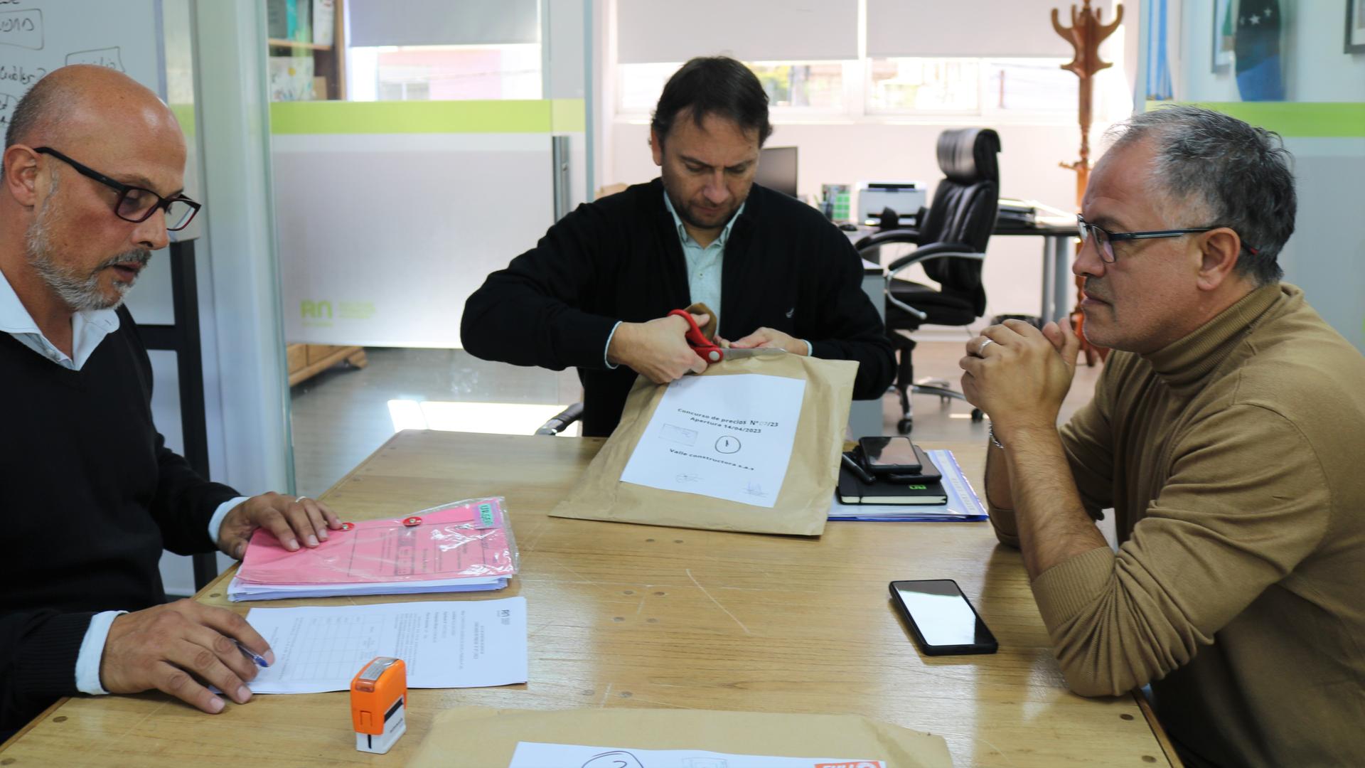 Tres oferentes cotizaron trabajos para la Escuela 300 de San Isidro