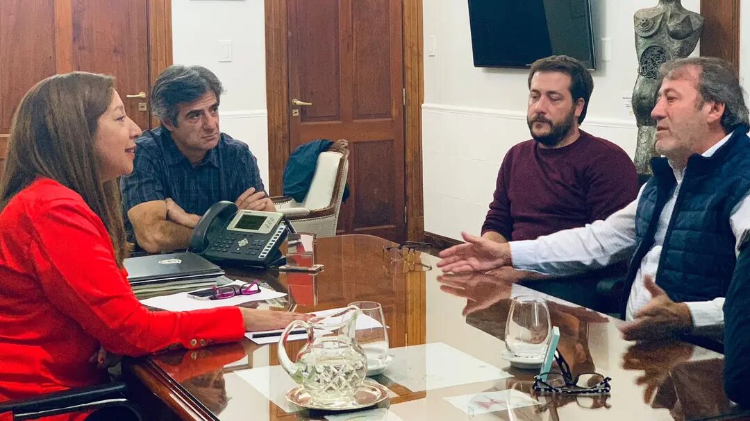 Carreras recibió a las autoridades regionales de Vialidad Nacional