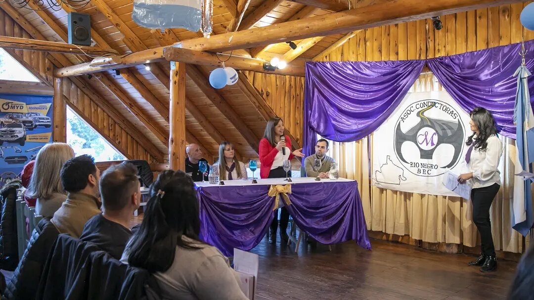 Carreras valoró la tarea de la Asociación de Mujeres Conductoras Bariloche