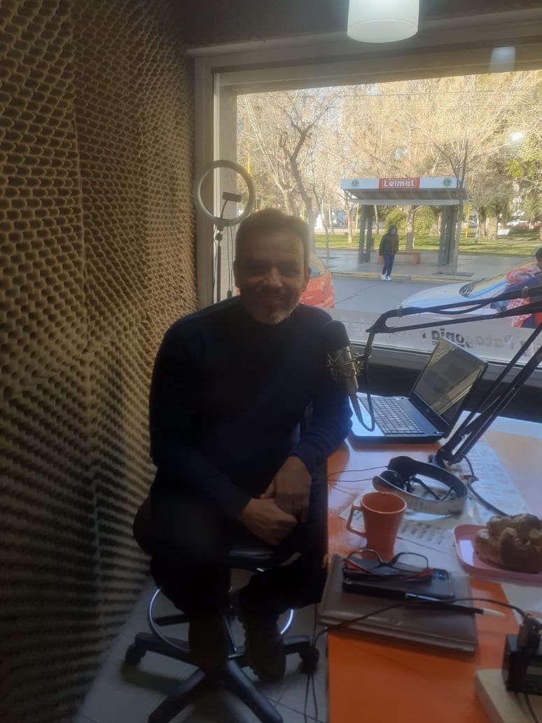 Dialogamos con Ariel Avalos 