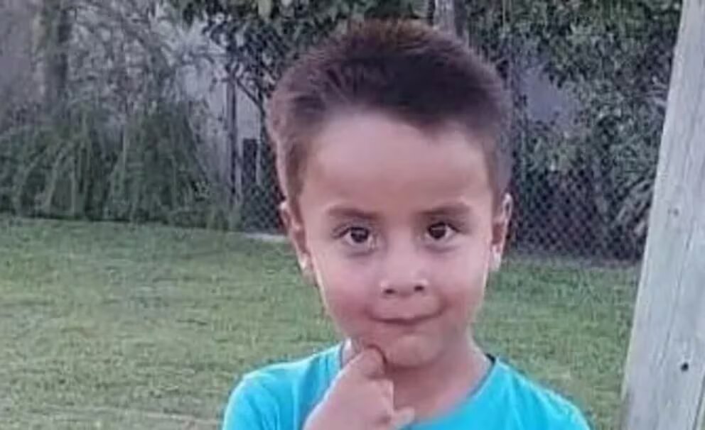 Alerta Sofía por un nene de 5 años desaparecido en Corrientes: fue a juntar naranjas al monte y no volvió