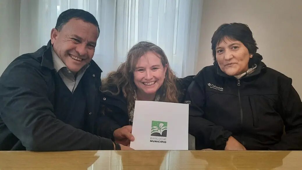 Ley Pierri: otras seis familias de Bariloche accedieron a sus escrituras