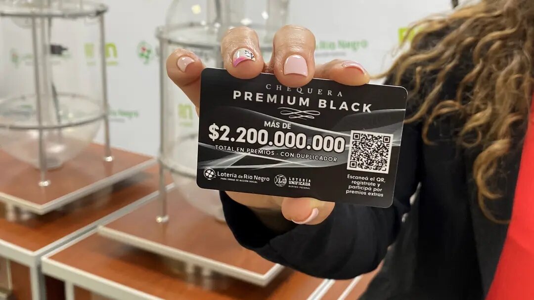 ¡Ya está disponible la Chequera Premium Black!