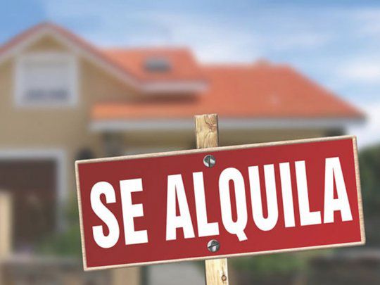Inquilinos se Manifiestan en Neuquén contra la modificación de la Ley de Alquileres 