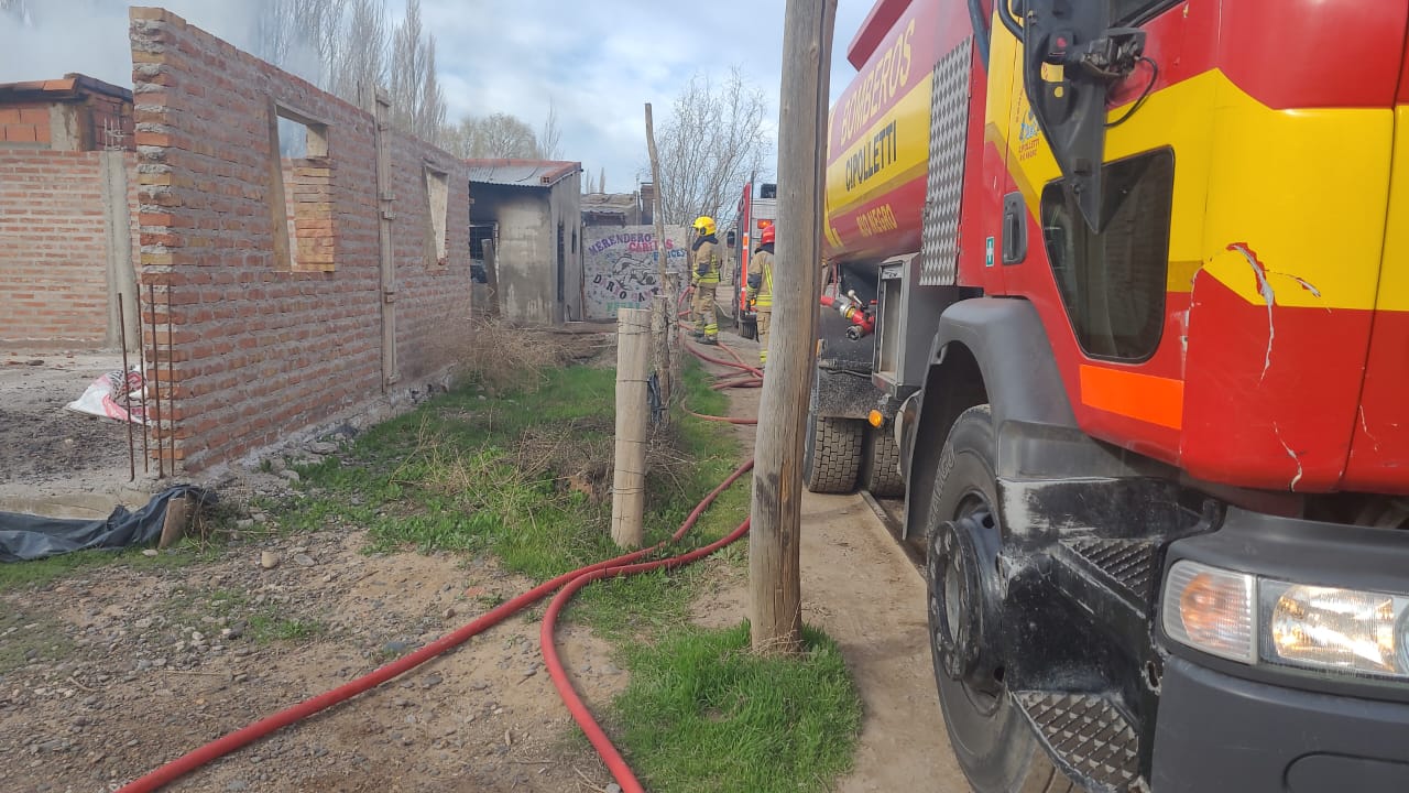 Incendio en Merendero de Ferri con Heridos
