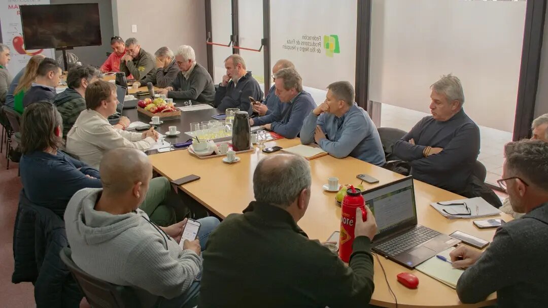 Importante encuentro sobre sanidad vegetal en Allen