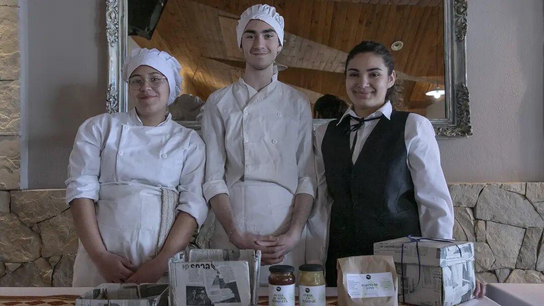 “Eco Box”: las cajas con alimentos saludables que desarrollaron estudiantes del CET 25 de Bariloche