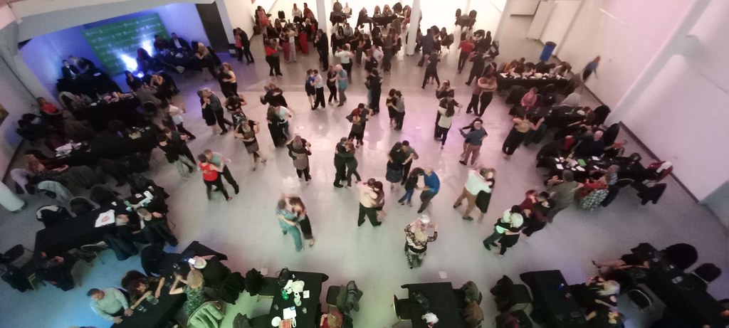 NUEVA MILONGA EN EL COMPLEJO CULTURAL CIPOLLETTI