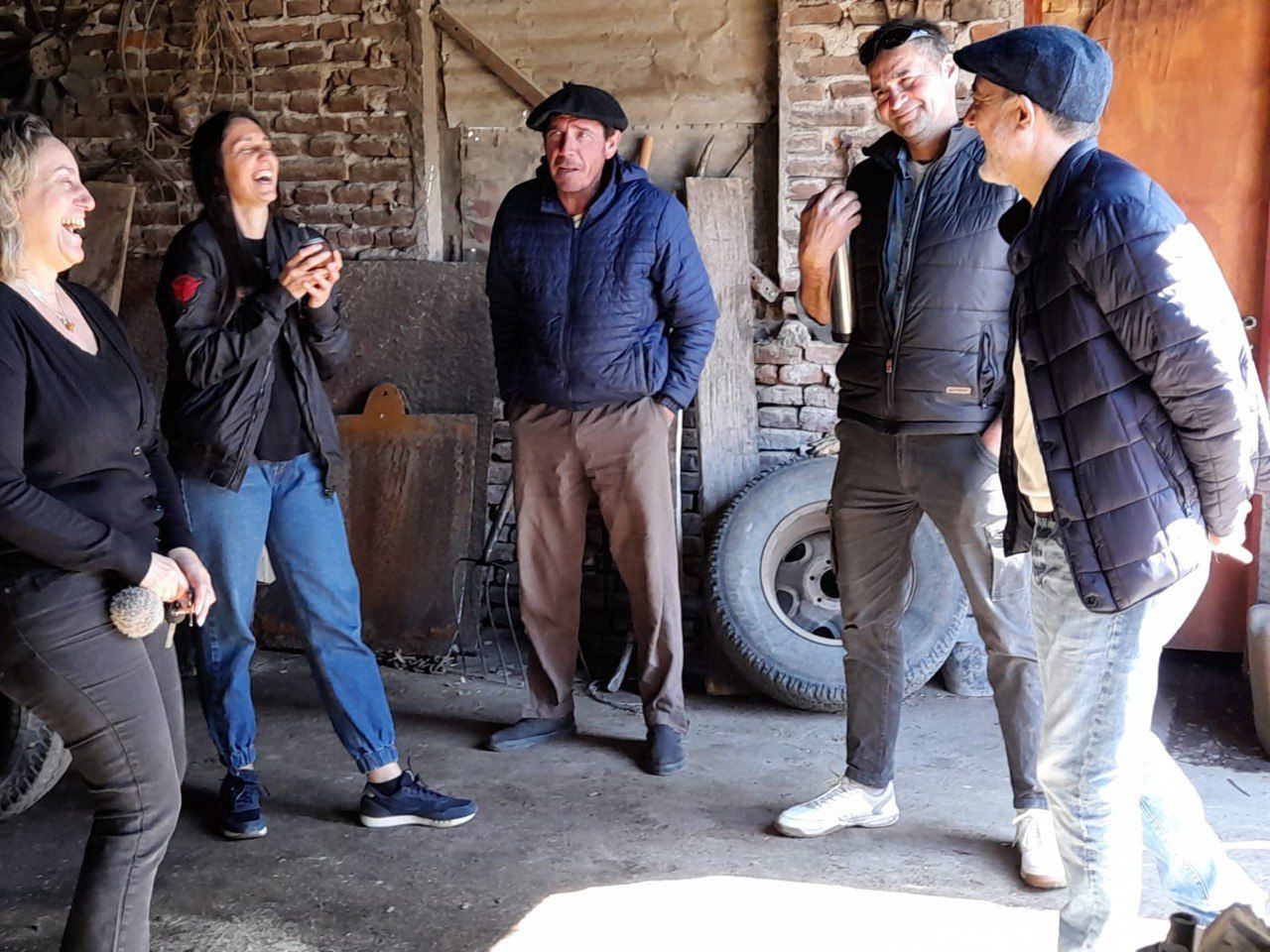 Los Pioneros Recibió la Nueva Maquinaria Gestionada por Doñate