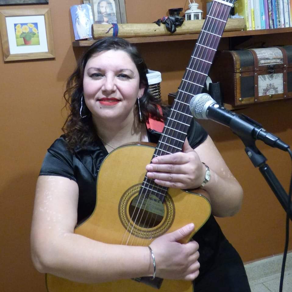 Música en vivo en “Sale Folklore”