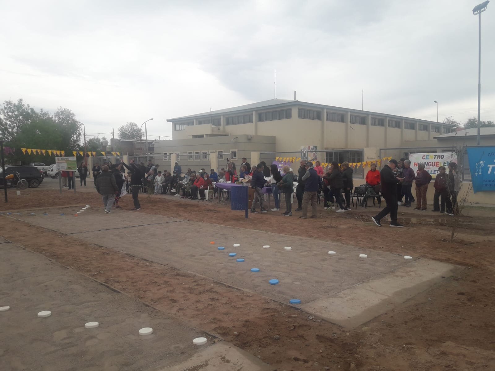 Los adultos mayores y los niños tienen un punto de encuentro en Anai Mapu