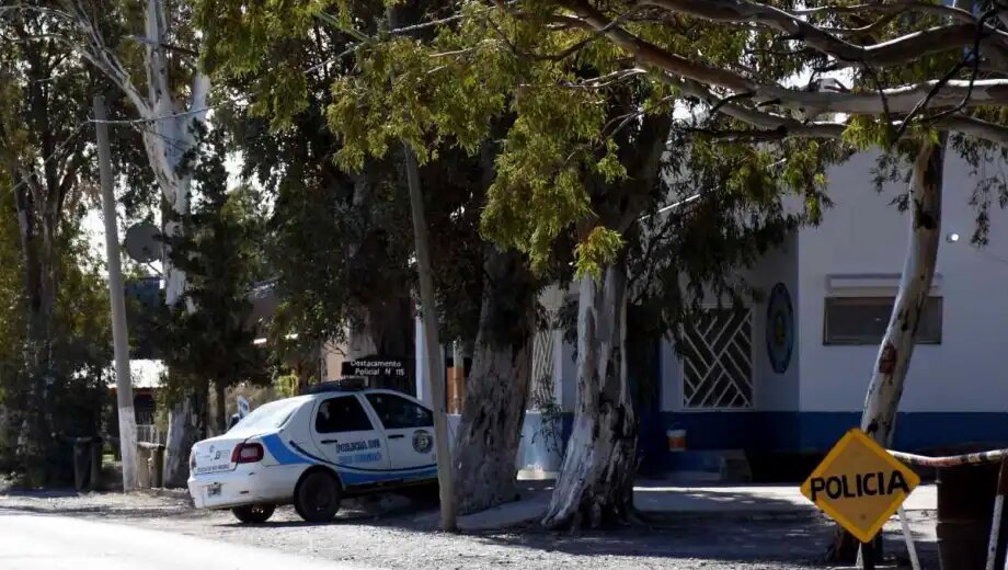 Robos en el Pelligrini Policia con Poco Personal y Sin Movil