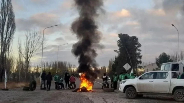 Centenario: ATE levantó el corte en Ruta 7 