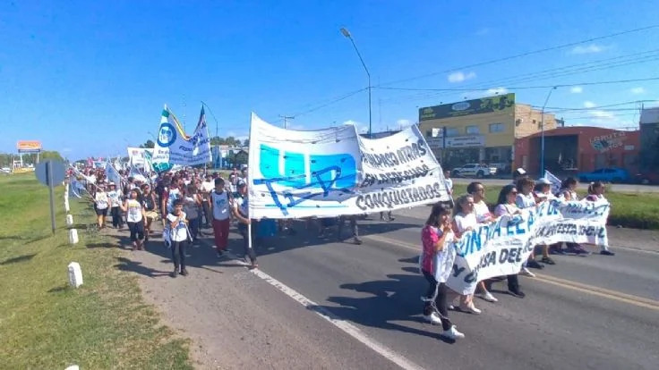 Ruta 22: estudiantes y docentes rionegrinos se manifestarán en el ingreso a Roca