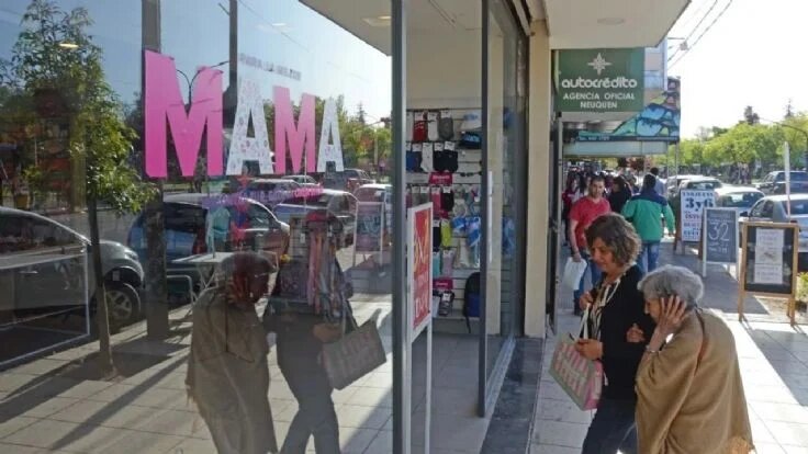 Día de la Madre: En Neuquén, las ventas cayeron 3% respecto a 2023