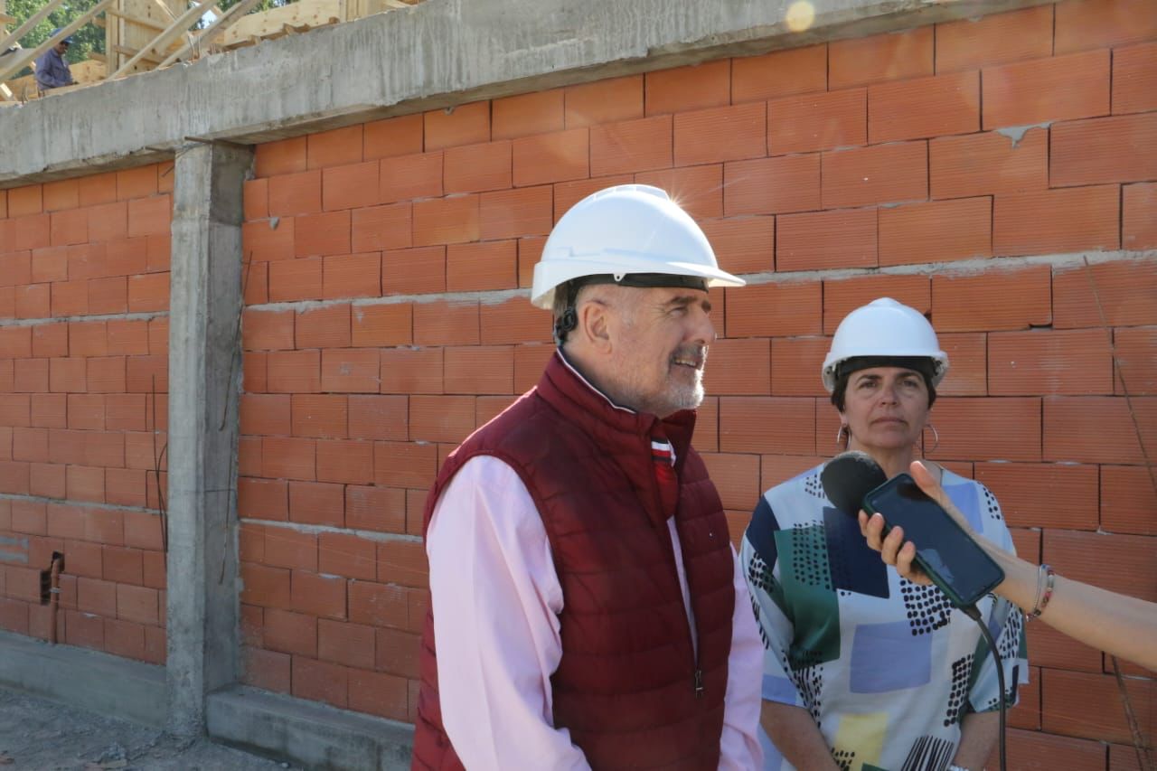 Avanza a buen ritmo el Salón de Actividades Físicas del barrio Confluencia y en junio será inaugurado