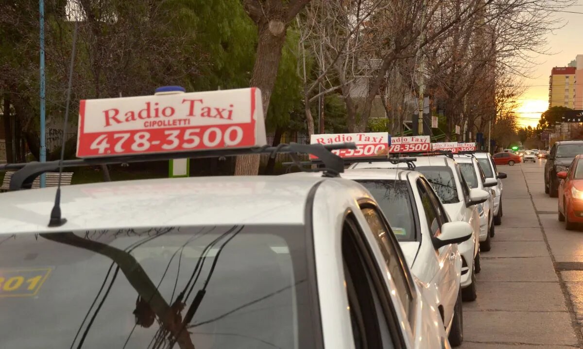 Taxistas Lograron un Aumento del 40% en Cipolletti
