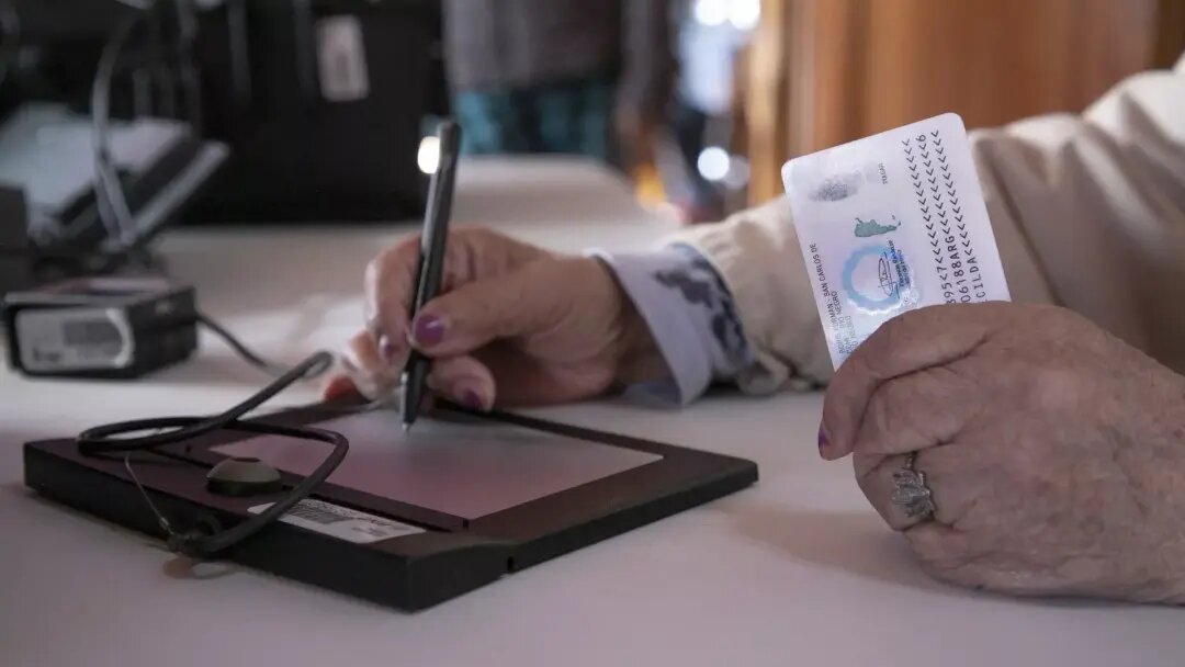 El Registro Civil recuerda en qué momentos es obligatorio renovar el DNI